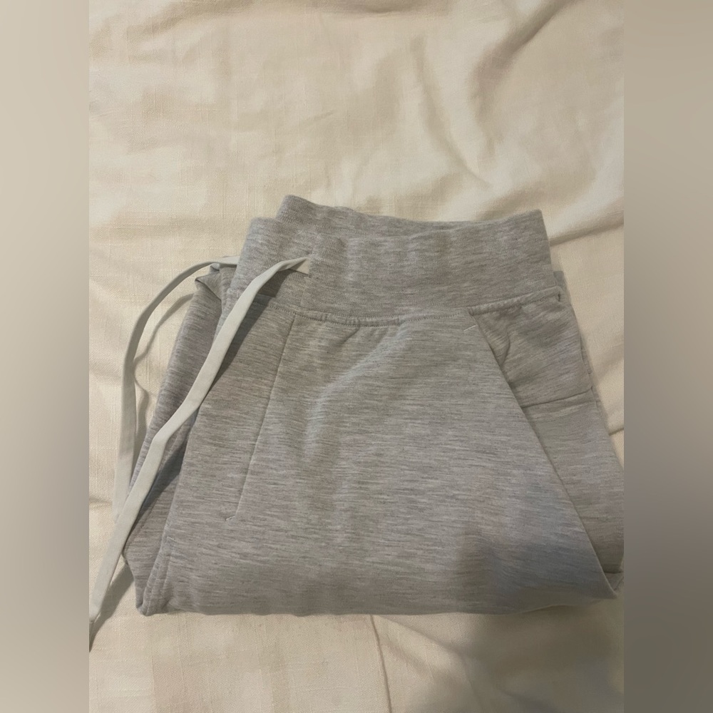 Men’s Lululemon Light Grey City Sweat Jogger, Size S